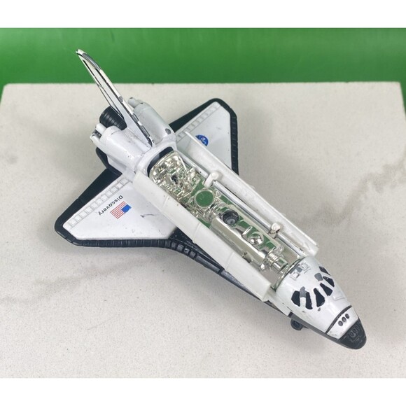 Vintage RealToy NASA Truck Trailer And Shuttle Transport - Picture 12 of 14